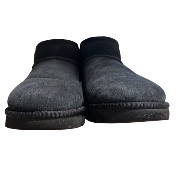 UGG Classic Ultra Mini — Black | Size 7 - Picture 4 of 9